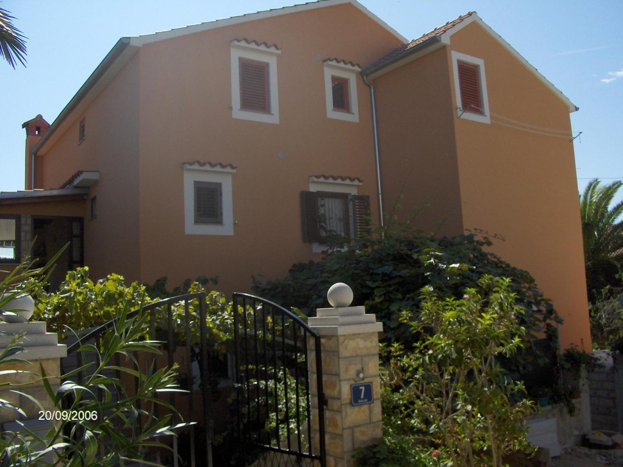 Apartments Beba Мали-Лошинь Экстерьер фото
